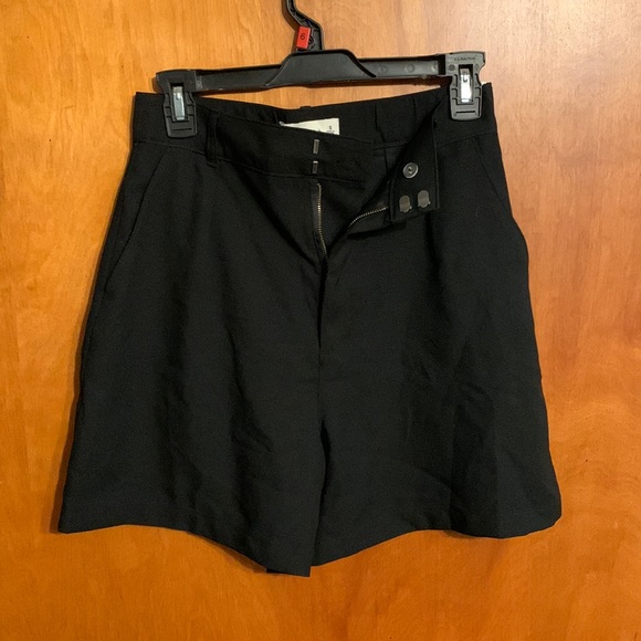 Abercrombie & Fitch Pants - Abercrombie Ultra High Rise Tailored Shorts